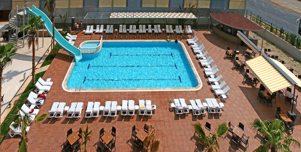 Grand Akca Hotel 게지파사 외부 사진