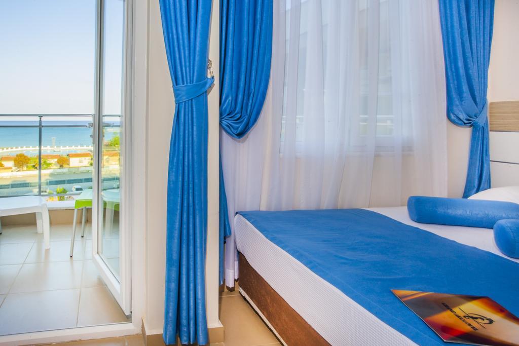 Grand Akca Hotel 게지파사 외부 사진