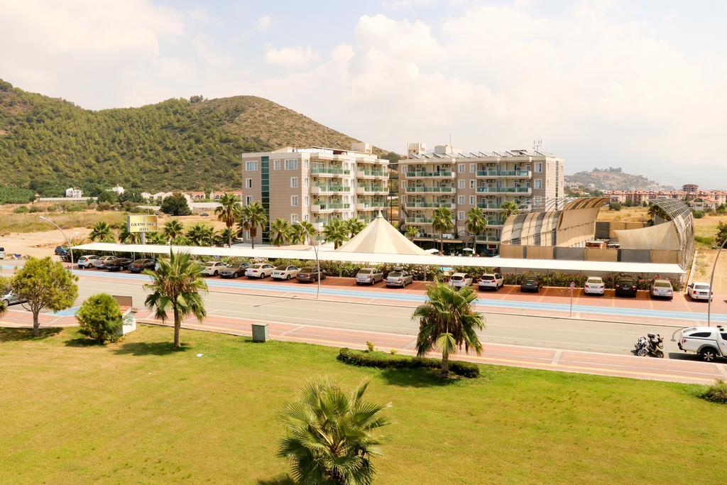 Grand Akca Hotel 게지파사 외부 사진