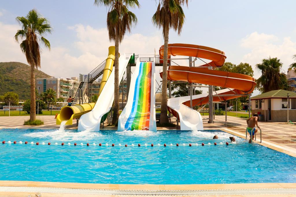 Grand Akca Hotel 게지파사 외부 사진