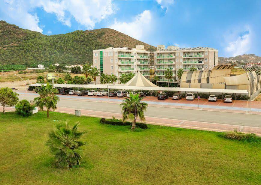 Grand Akca Hotel 게지파사 외부 사진